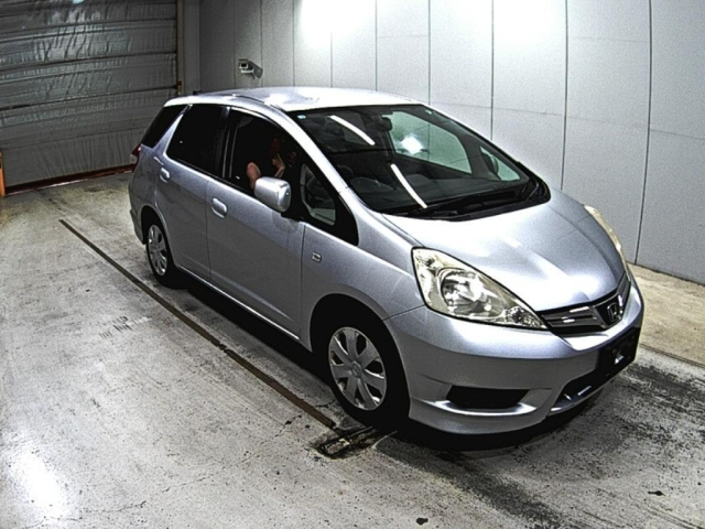 HONDA FIT SHUTTLE