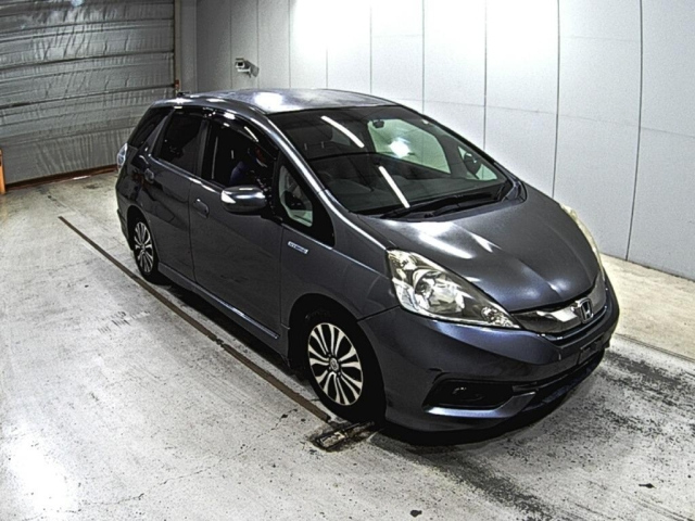 HONDA FIT SHUTTLE