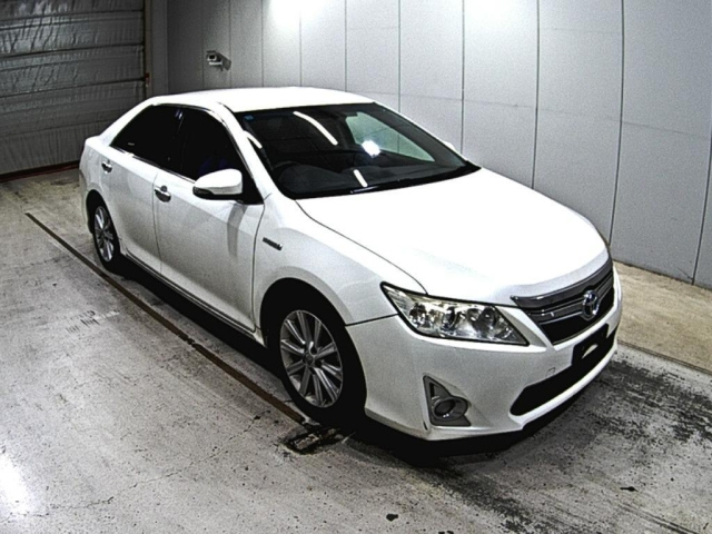 TOYOTA CAMRY