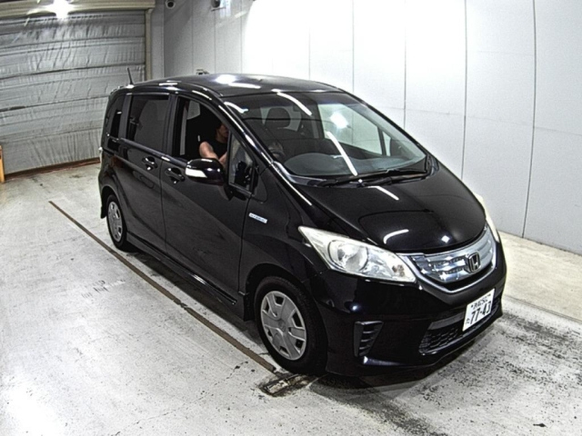 HONDA FREED