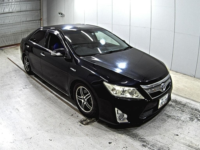 TOYOTA CAMRY