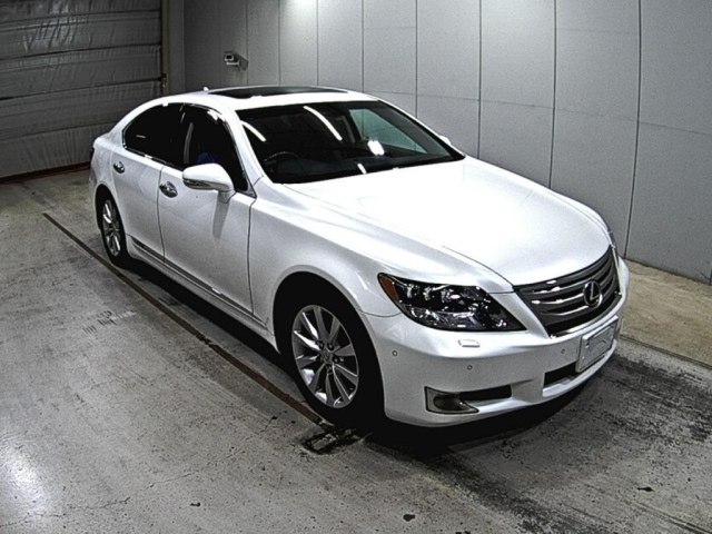 LEXUS LS