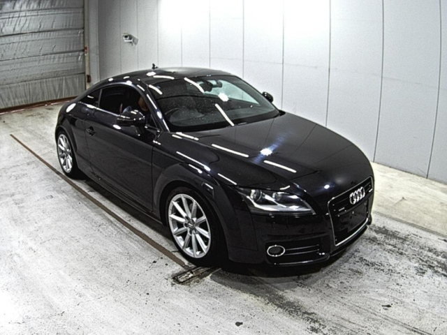 AUDI TT