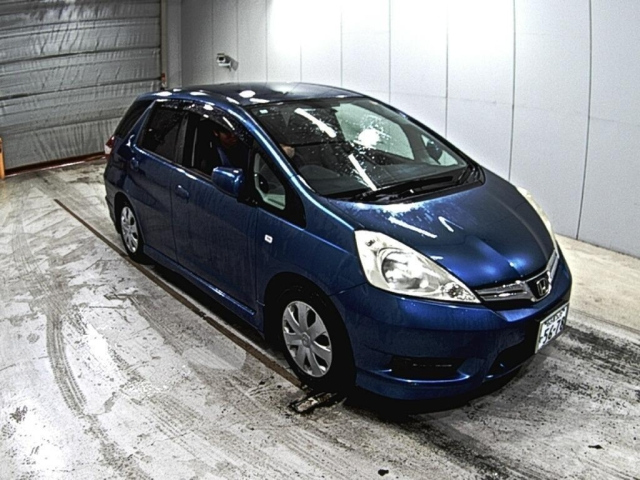 HONDA FIT SHUTTLE