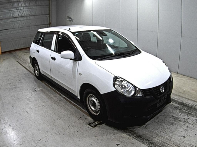 NISSAN AD