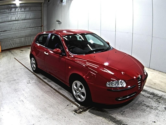 ALFAROMEO 147