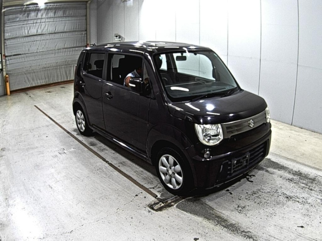 SUZUKI MRWAGON