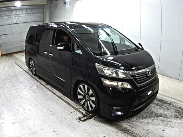 TOYOTA VELLFIRE