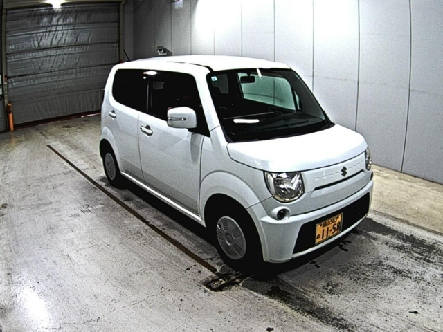 SUZUKI MRWAGON