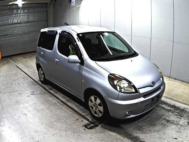 TOYOTA FUNCARGO