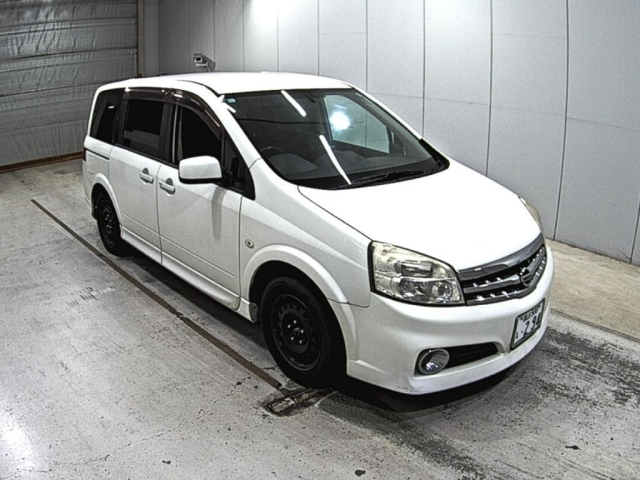 NISSAN LAFESTA