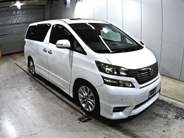 TOYOTA VELLFIRE