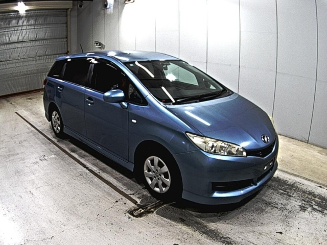 TOYOTA WISH