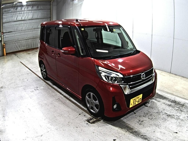 NISSAN DAYZ ROOX