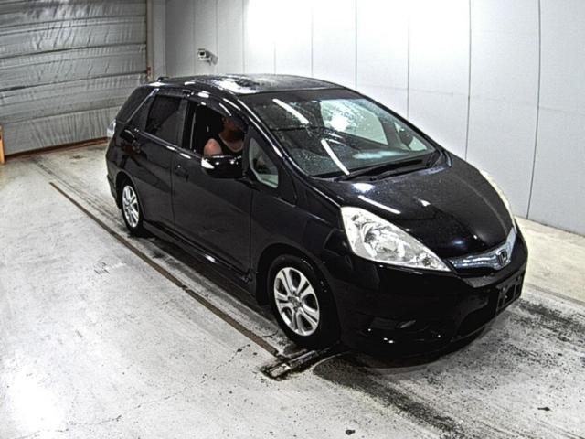 HONDA FIT SHUTTLE