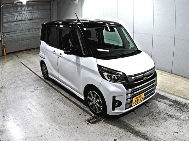 MITSUBISHI EK SPACE