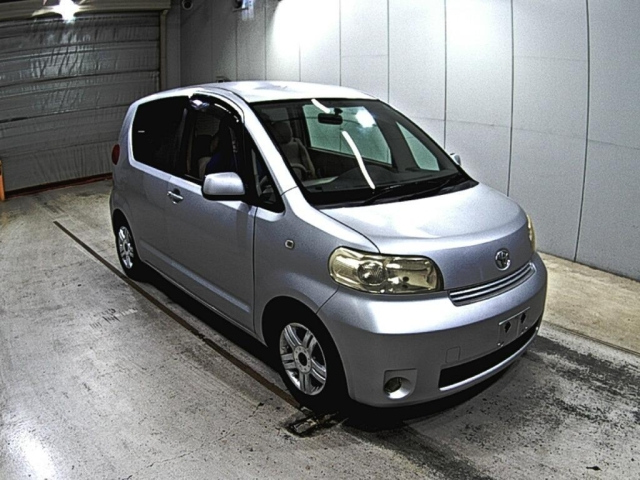 TOYOTA PORTE