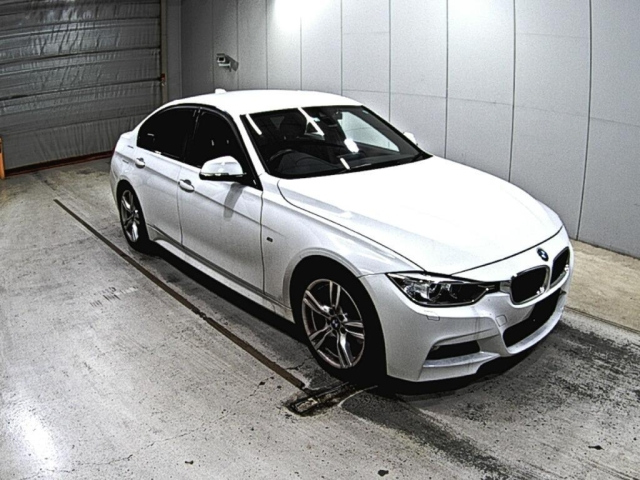 BMW 3 SERIES