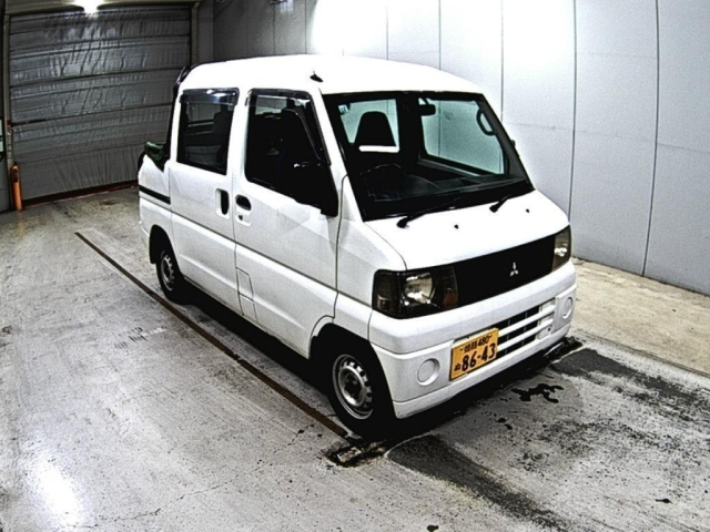 MITSUBISHI MINICAB VAN