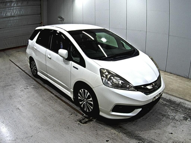 HONDA FIT SHUTTLE