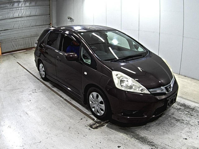 HONDA FIT SHUTTLE