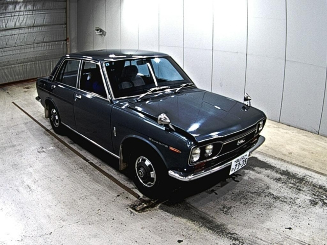 NISSAN BLUEBIRD