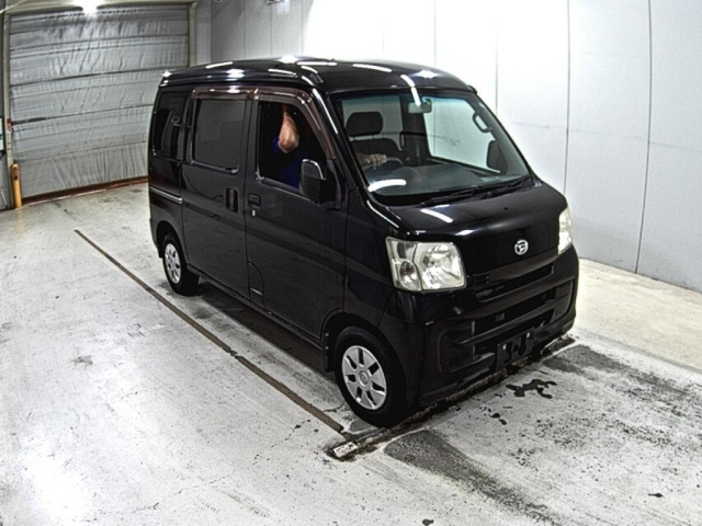 DAIHATSU HIJET VAN