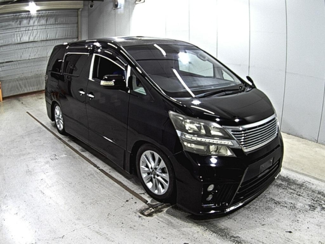 TOYOTA VELLFIRE