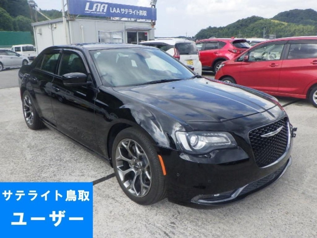CHRYSLER 300