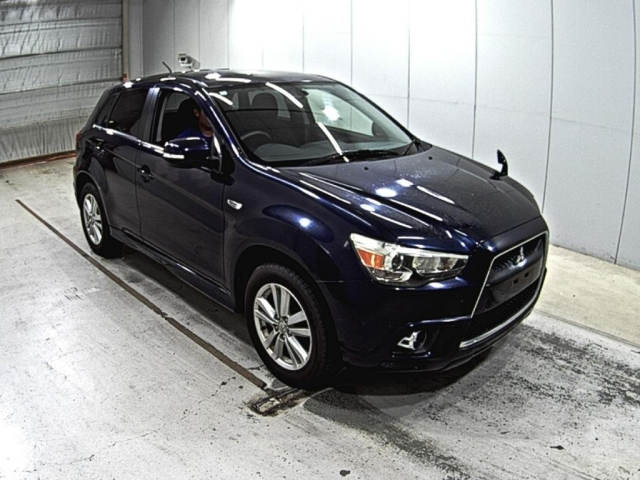 MITSUBISHI RVR