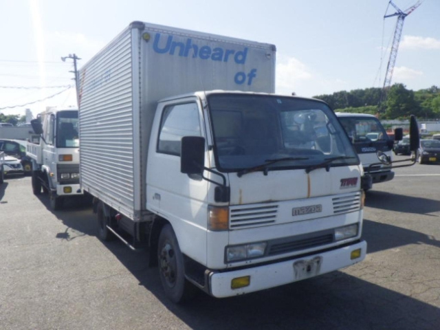 MAZDA TITAN