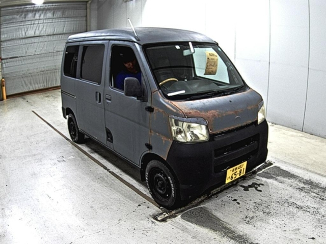 DAIHATSU HIJET VAN