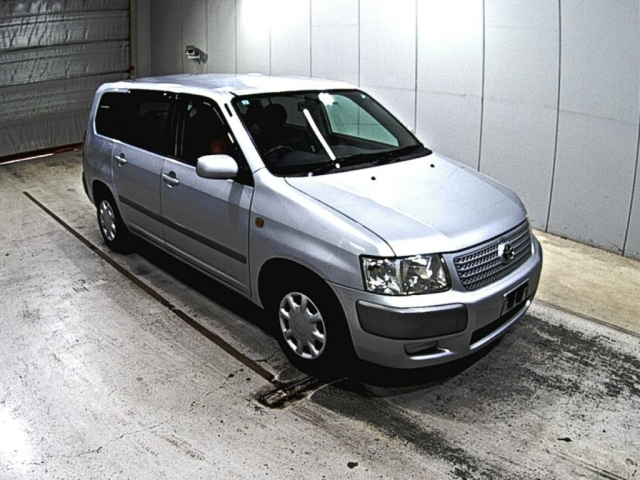 TOYOTA SUCCEED