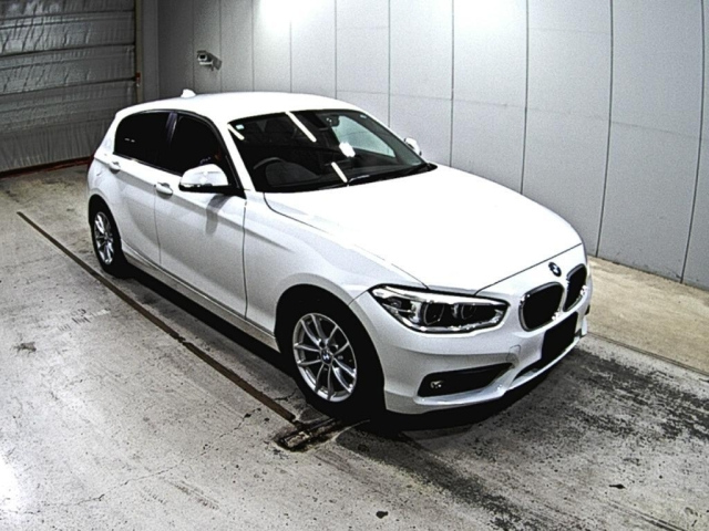 BMW 1 SERIES