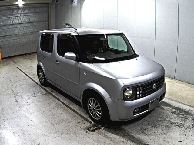 NISSAN CUBE