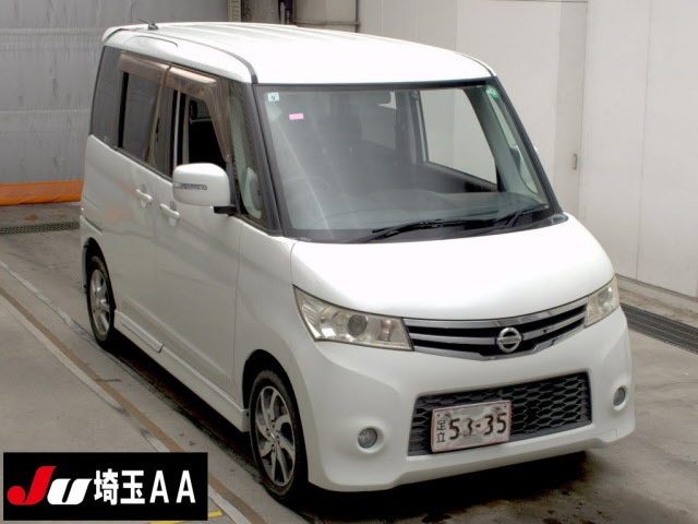 NISSAN ROOX