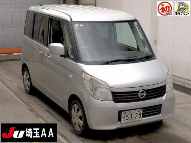 NISSAN ROOX