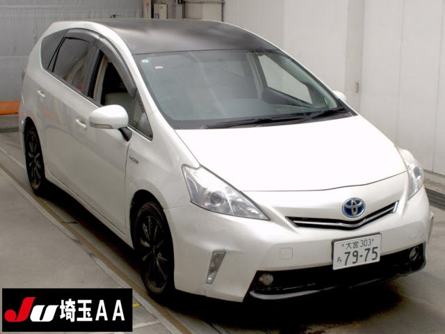 TOYOTA PRIUS ALPHA