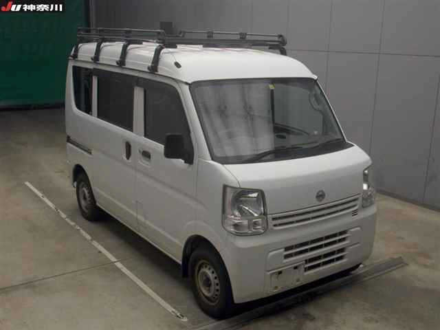 NISSAN CLIPPER VAN