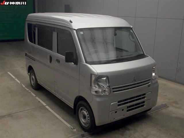 MITSUBISHI MINICAB VAN