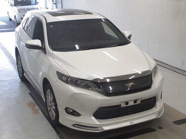 TOYOTA HARRIER