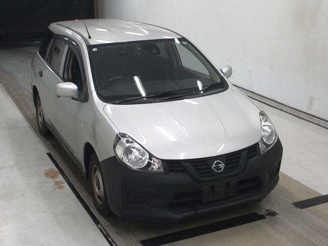 NISSAN AD