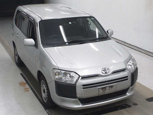 TOYOTA SUCCEED