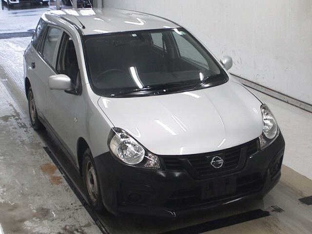 NISSAN AD