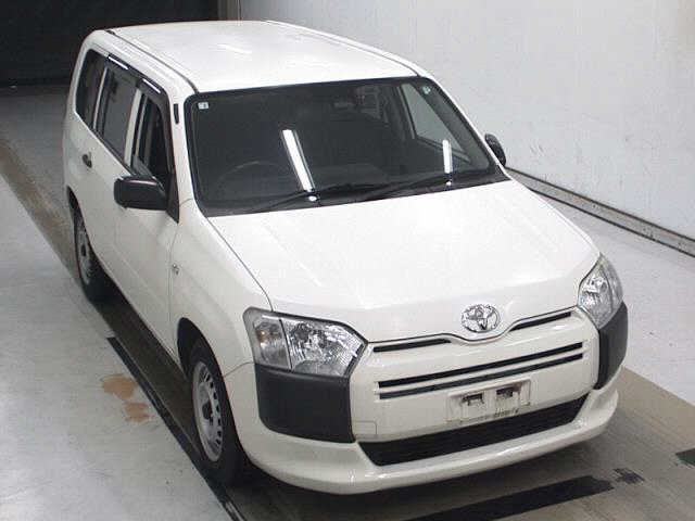TOYOTA SUCCEED
