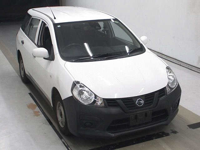 NISSAN AD