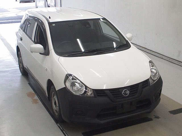 NISSAN AD