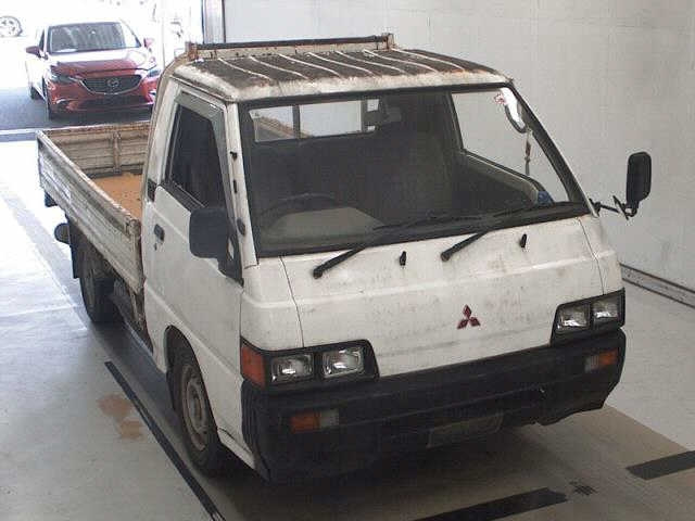 MITSUBISHI DELICA TRUCK