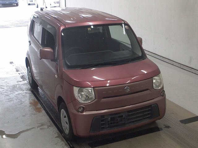 SUZUKI MRWAGON