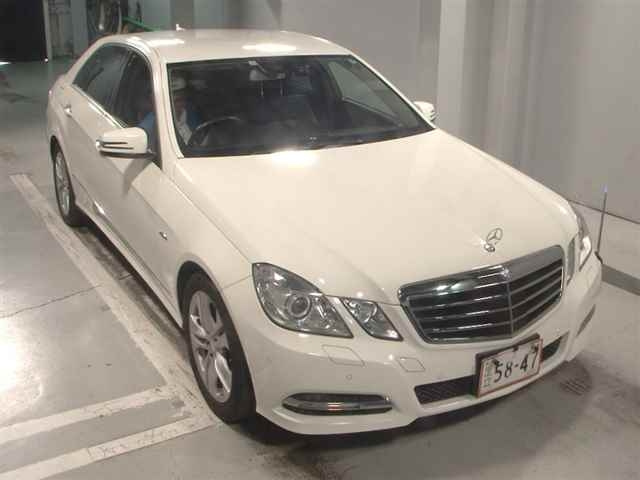 MERCEDES BENZ E CLASS